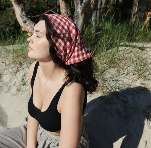 Custom Gingham Linen Bandana Manufacturer | Linenwind