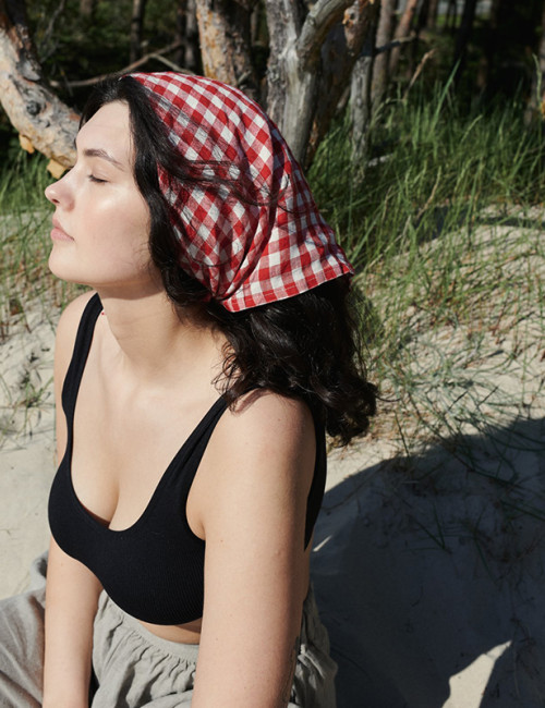 Custom Gingham Linen Bandana Manufacturer | Linenwind