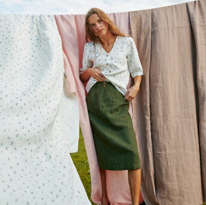 Custom V neck floral linen shirt Manufacturer | Linenwind