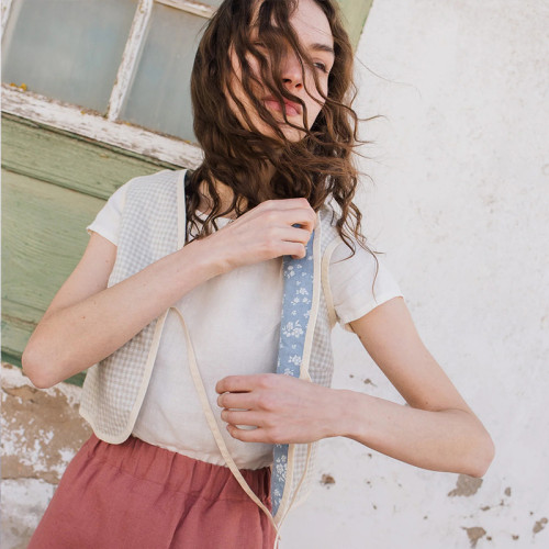 Custom Pastoral Floral Print Linen Vest Manufacturers | Linenwind