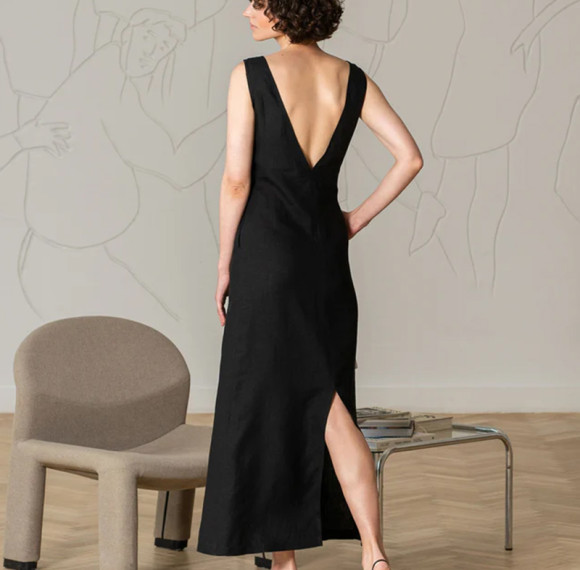 Custom V-back Backless sleeveless Linen Maxi Dress Manufacturers | Linenwind