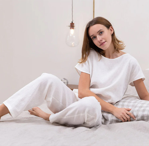 Holiday Linen Loungewear Gift-Set Program for a US Home-Lifestyle Retailer