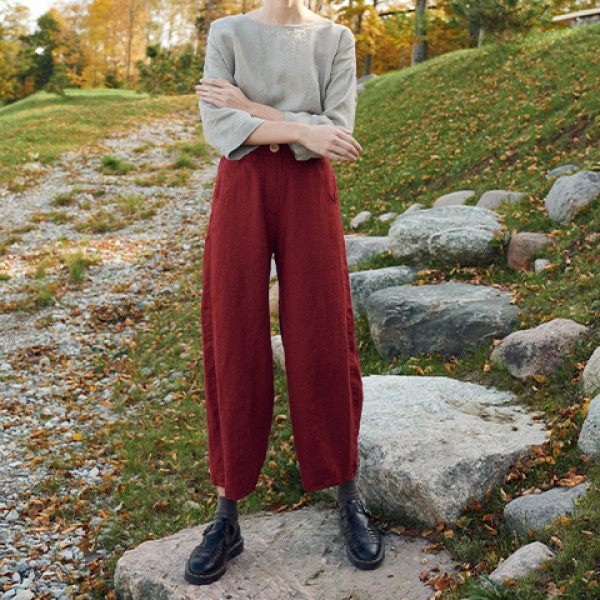 In Stock Brick Red Linen Wide-Leg Pants – Timeless and Comfortable