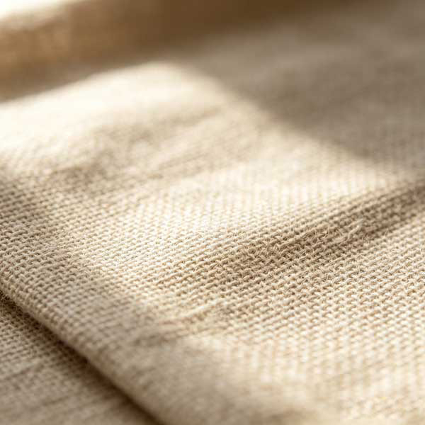 Why Linen Clothing Is Breathable for Summer Collections