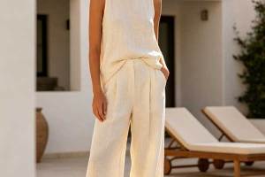 Are Linen Shirts Business Casual? The Complete B2B Guide for Fashion Brands (2026)