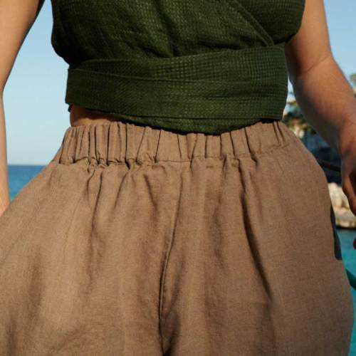 Custom Women's Khaki Linen Shorts | Sustainable High-Waisted Tie-Waist Linen Shorts OEM/ODM Manufacturer for Boutiques