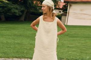 When to Order Linen: A Seasonal Buying Calendar for Fashion Brands