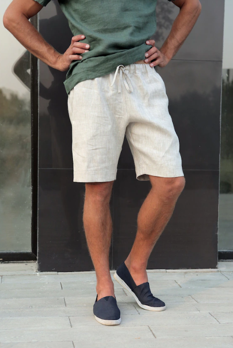 Can linen clothing manufacturers provide production updates?