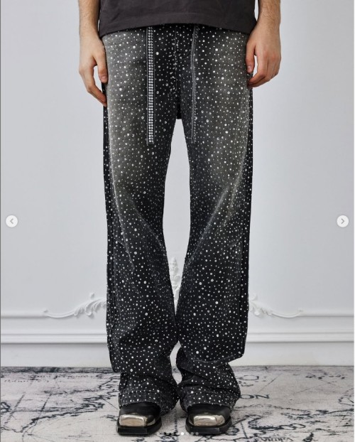 Chanjoye Rhinestone Flare Jeans | Edgy Shine Pants manufacturers  | OEM Acid Washed Oversized Pants