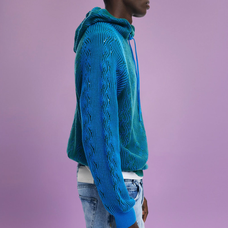 pullover sweater