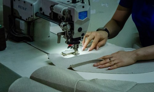 Top 5 Clothing Manufacturers for Startups and Independent Streetwear Brands