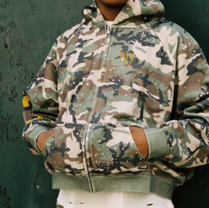 Custom Camo Embroidery Crop Fit Hoodie | Rhinestone Vintage Zip Up Hoodie | Streetwear Hoodie Manufacturer