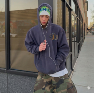 Custom Embroideried Logo Hoodie | Oversize Heavyweight Hoodie | Acid Wash Distressed Hoodie