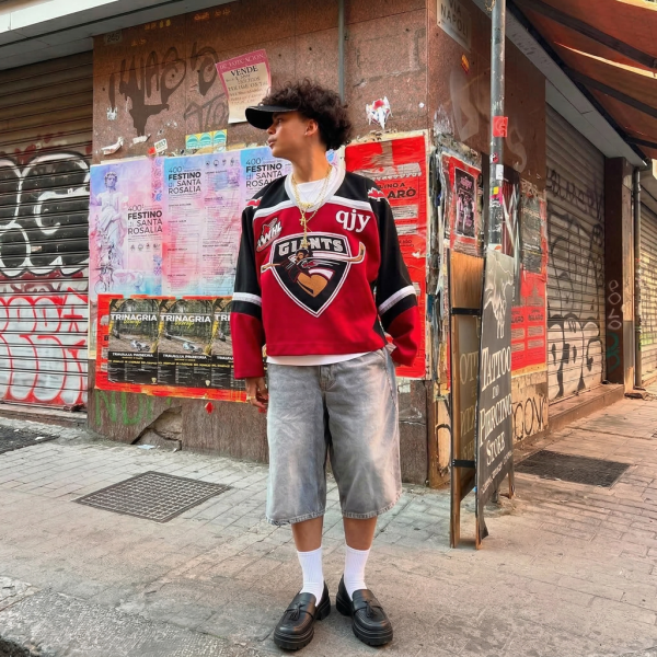 Custom 100% Cotton T-shirts | High Quality Embroideried LOGO T-Shirts | DTG Print Long Sleeve T-shirt