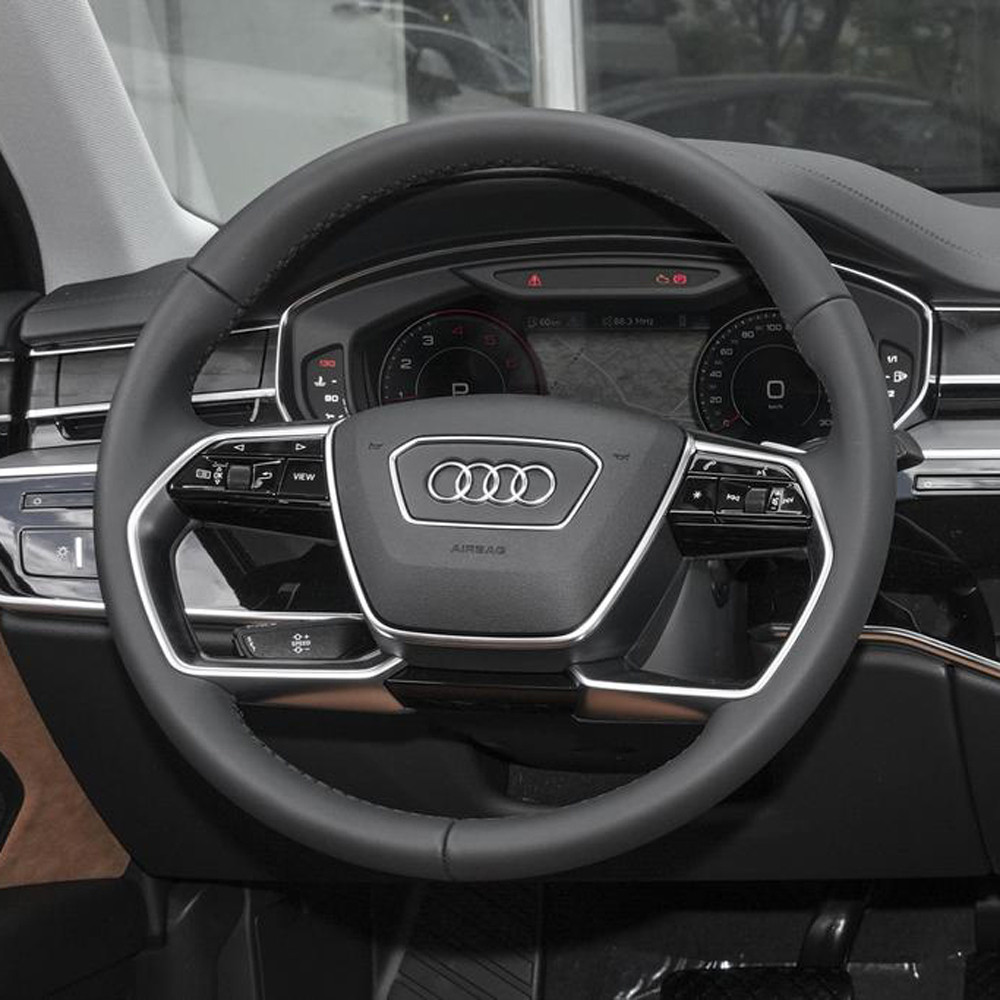 Audi A8-6