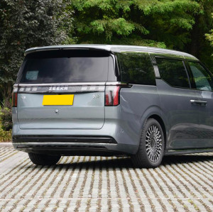 Pure Electric Vehicle zeekr 009 electric automobile midsize MPV