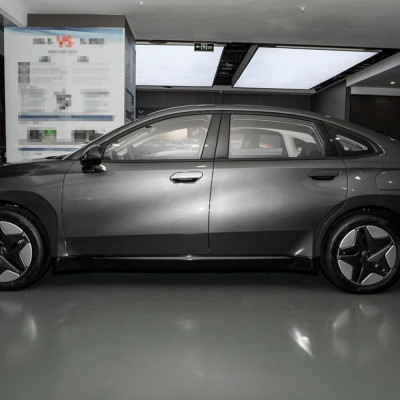 2025 New Car Wuling E5 electric automobile midsize vehicle