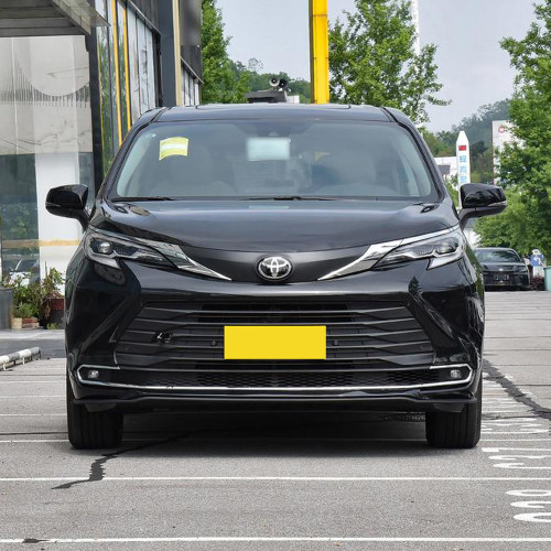 2024 Toyota Sienna electric auto 2.5 L Hybrid Comfort Edition family car