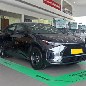 TOYOTA BZ4X electric auto long range pro 2023 toyota bz4 electric Sedan vehicle EV Car