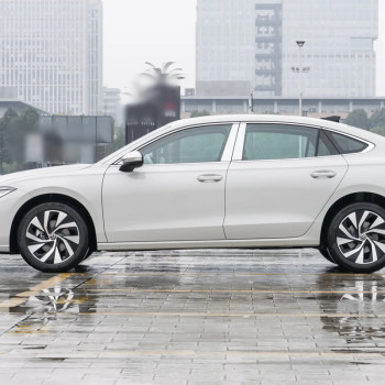 2025 Volkswagen Passat Pro 300TSI petrol cars mid-large vehicle