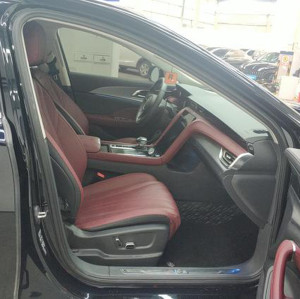 Used Hongqi H5 2024 2.0T DCT Mid-size Petrol Vehicle Gasoline Car