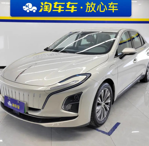 Used Hongqi E-QM5 2022 431km Range Mid-size White Electric Vehicle