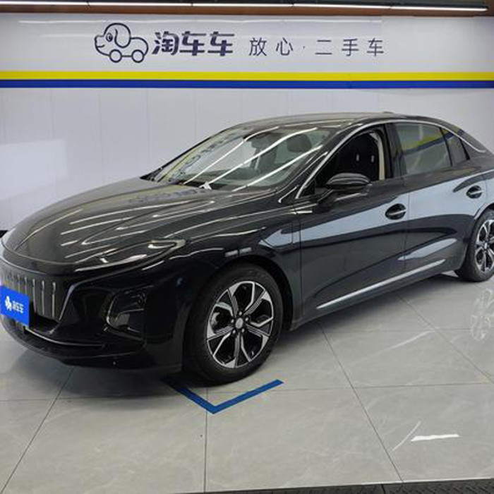 Used Hongqi E-QM5 2021 Mid-size White Electric Vehicle