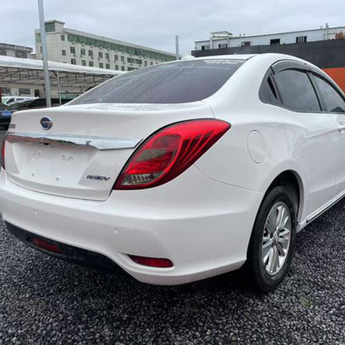 Used Trumpchi GA3S PHEV 2017 1.5L Compact Car Electric Vehicles for Export