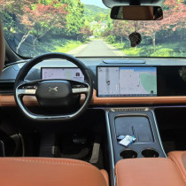 Used Xpeng G9 2024 702 Max White Mid-large SUV Pure Electric Vehicle