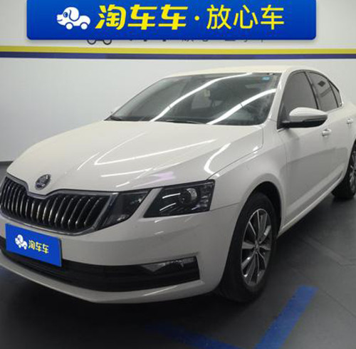 Used Skoda Octavia 2022 1.5L White Compact Petrol Vehicle