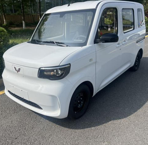 Neary New Car Wuling Zhiguang EV 2025 4 Seats White Pure Electric Vehicle Used Microvan
