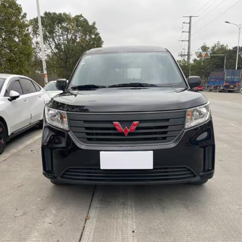 Used Wuling Zhenchen 2021 1.5T 7-9 Seats Black Petrol Vehicle Mid-large MPV