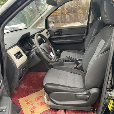 Used Wuling Zhenchen 2021 1.5T 7-9 Seats Black Petrol Vehicle Mid-large MPV