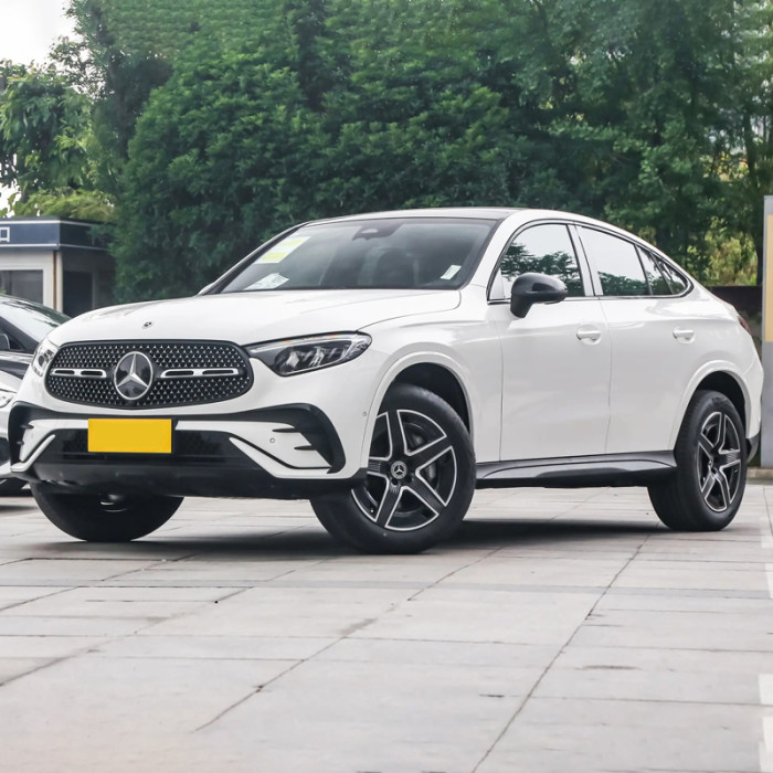 2025 Mercedes-Benz GLC 260 4MATIC Mid-size SUV 48V Mild Hybrid Electric Vehicle