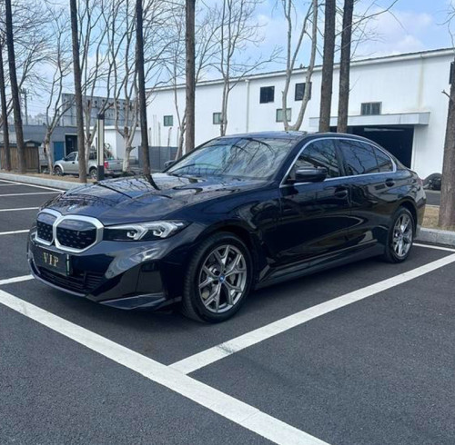 BMW i3 2022 Used Car eDrive 35 L Mid-size Black Pure Electric Car