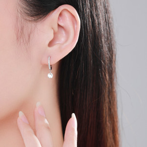 Brincos de argola de luxo em prata 925 personalizados de fábrica | Brincos de argola clássicos e finos com zircônia cúbica para mulheres