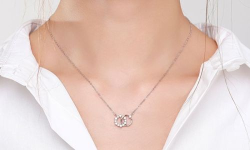 Maintenance Guide for 925 Silver Necklaces: Keep Your Jewelry Shining Like New