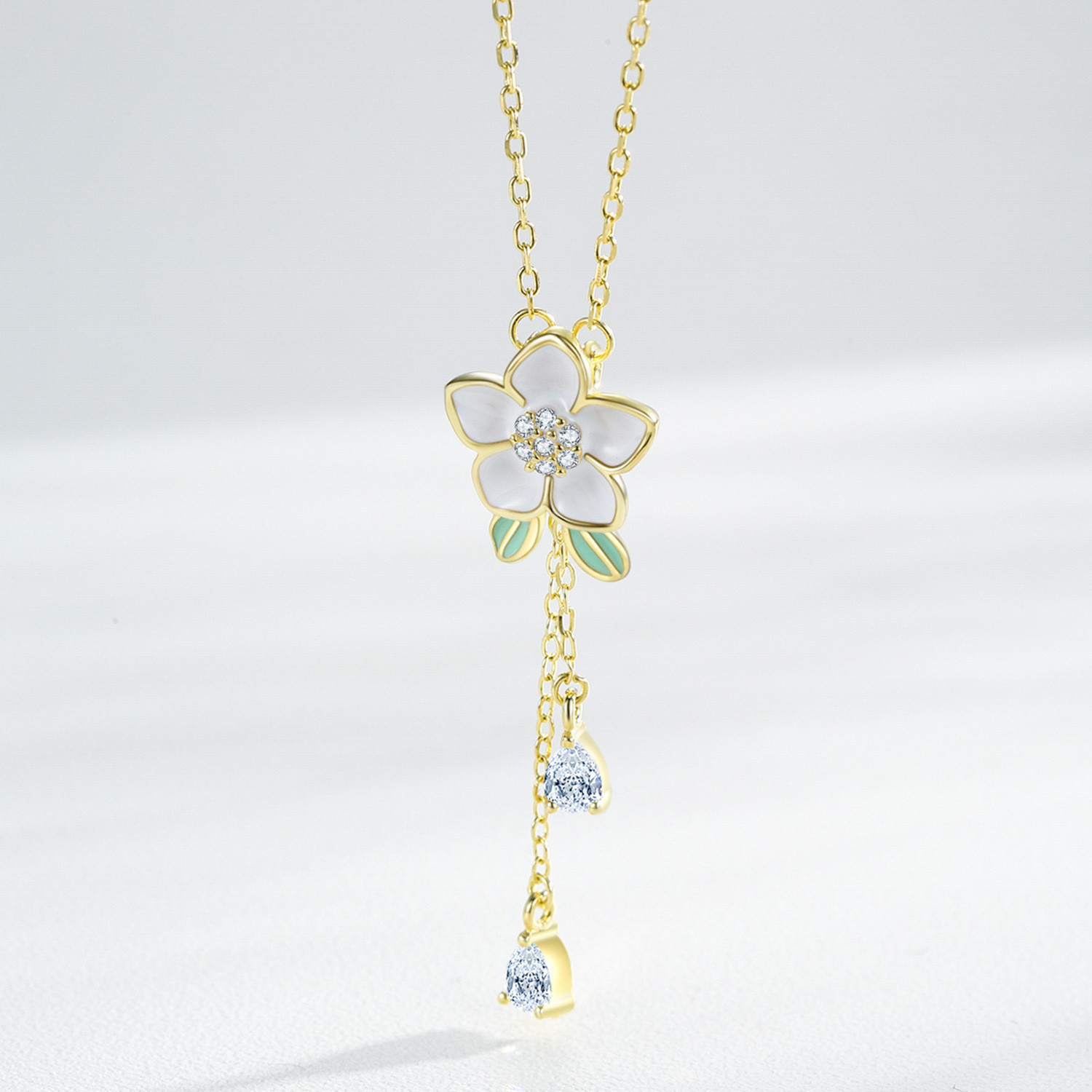 Womens Pendant Necklace