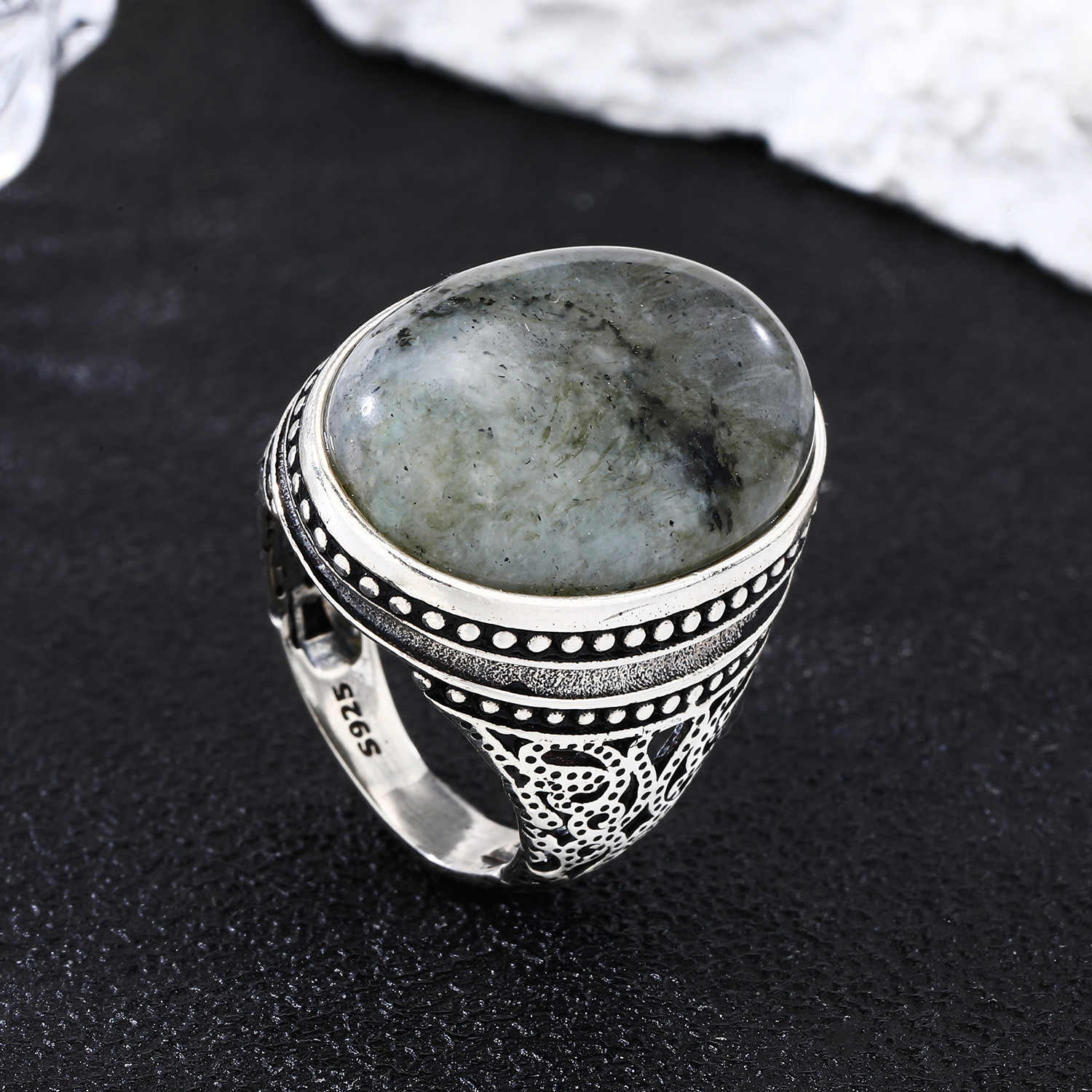 Flash Stone ring