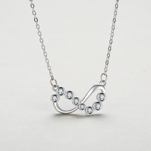 Collar de infinito de plata personalizado | Exquisito collar con colgante de infinito de circonita para mujer