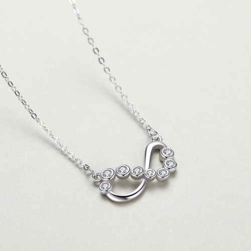 Collar de infinito de plata personalizado | Exquisito collar con colgante de infinito de circonita para mujer