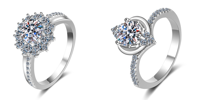 Anello in argento 925 con moissanite
