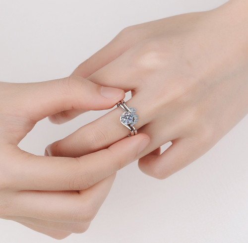 Wholesale 925 Silver 0.8ct Moissanite Solitaire Ring | OEM/ODM Custom Jewelry Manufacturer