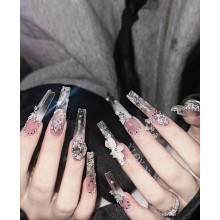 Little Fingernails, Create a Cross-border Sale