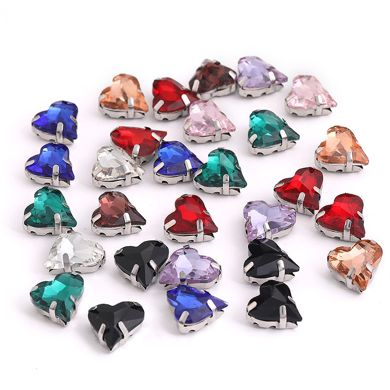 Heart-Shaped Crystal Rhinestones with White Gold Prong Setting