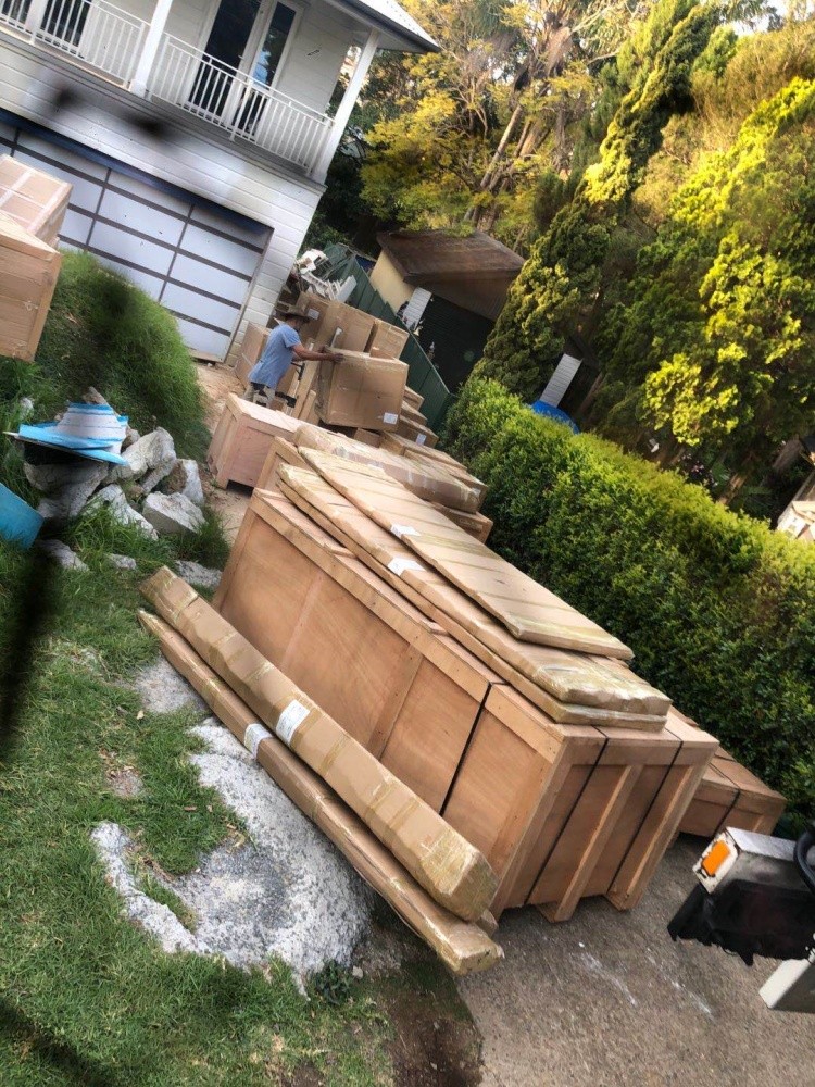 High-End Modern Walnut Timber Customzation Kitchen Cabinet-Loading And Shipping