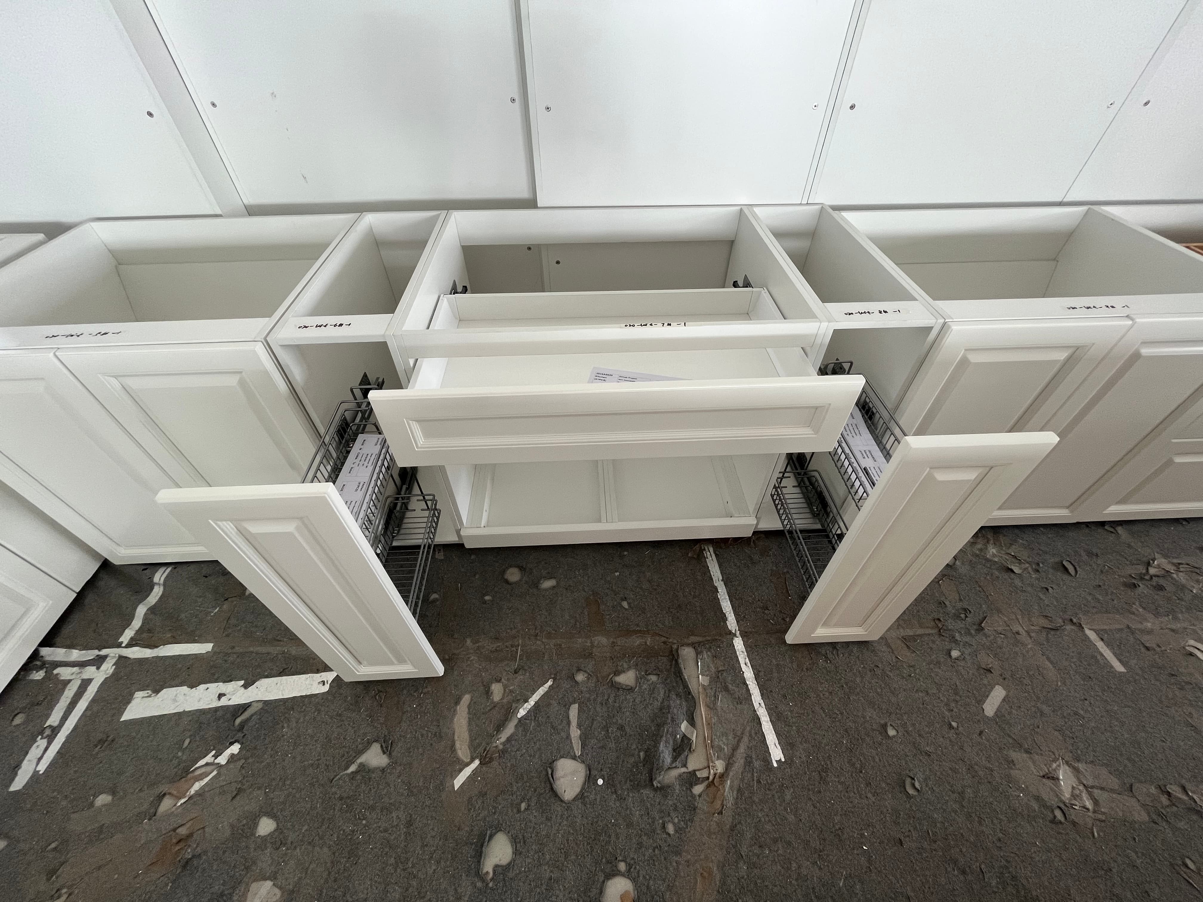 Classic Shaker U-Style Timber Matt Finish Kitchen Cabinets-Inspection Process