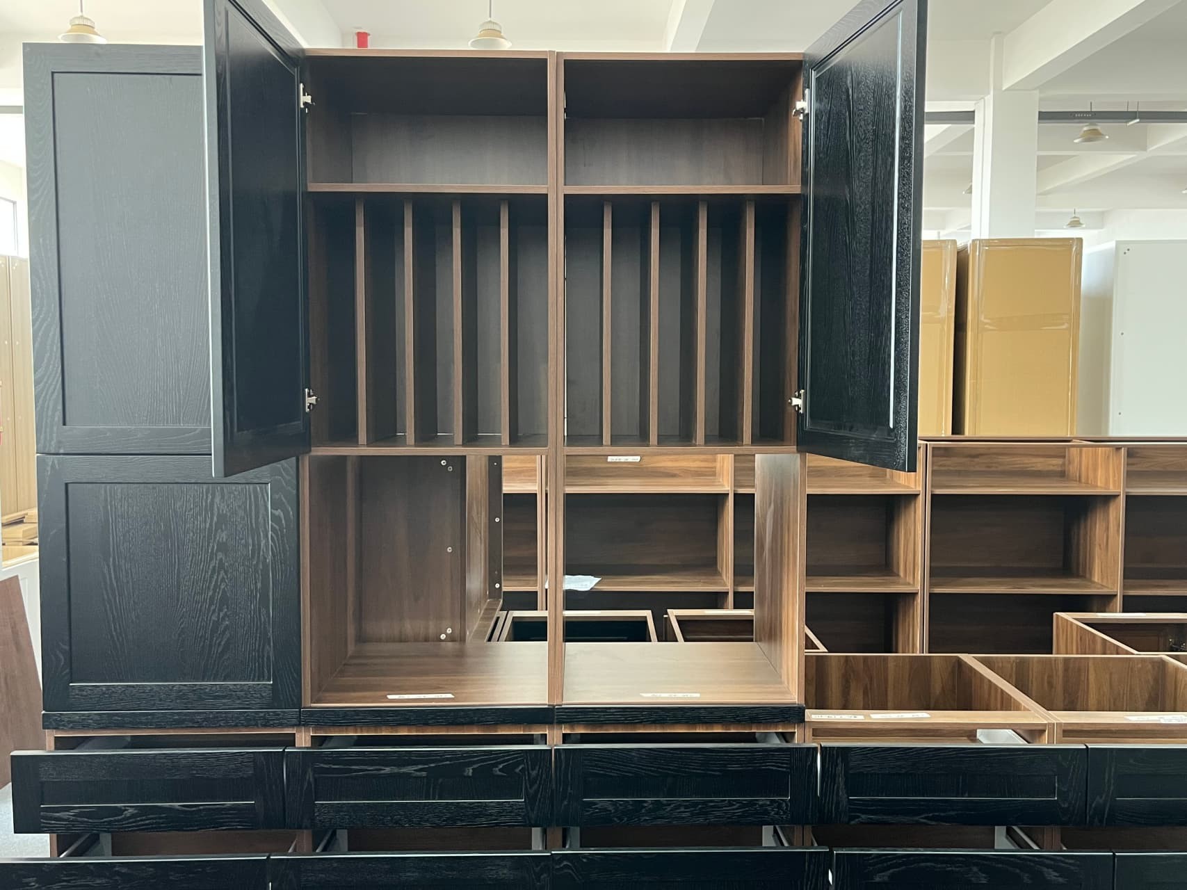 Classic High End Oak Timber Kitchen Cabinets-Inspection Process