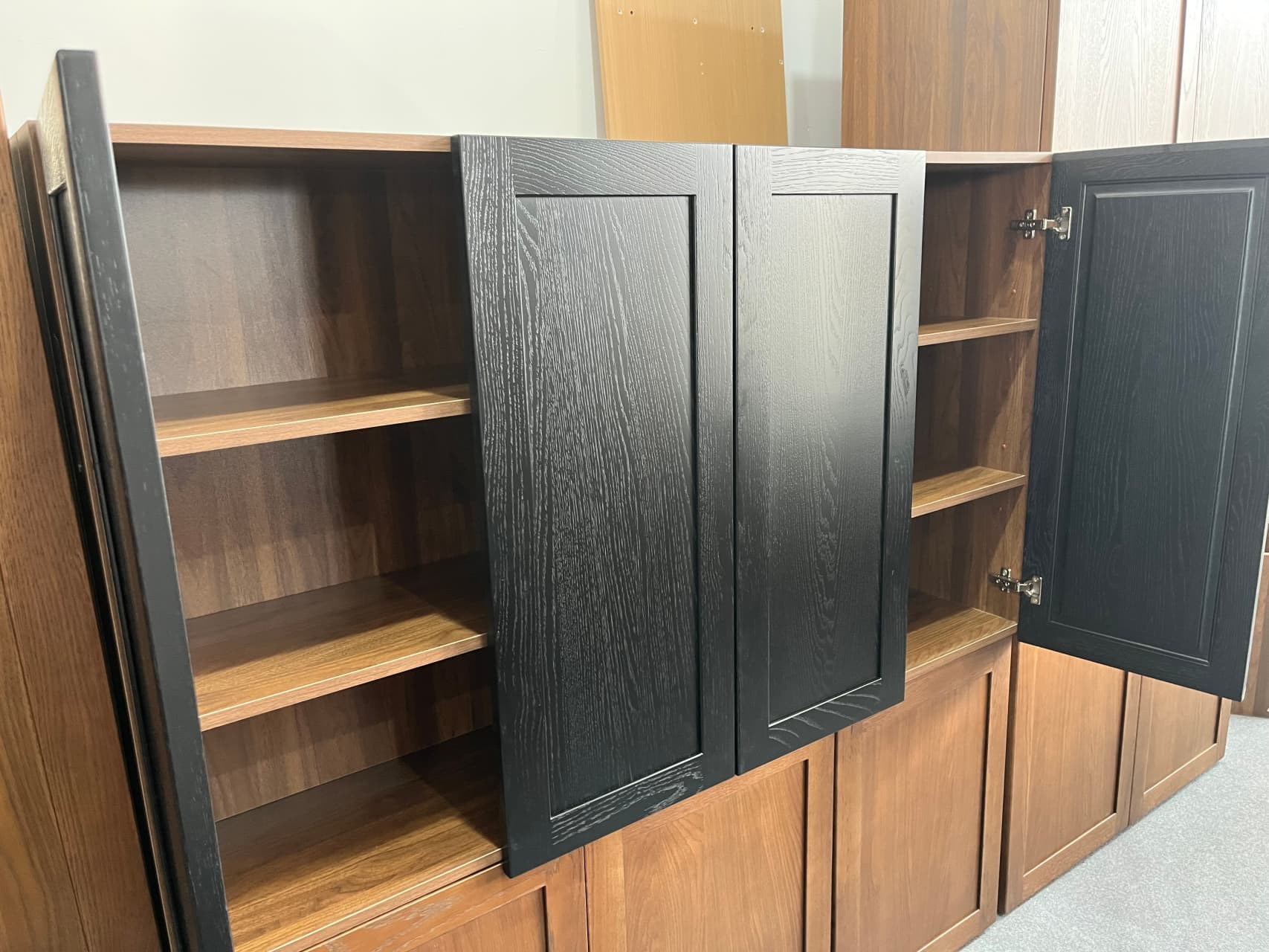 Classic High End Oak Timber Kitchen Cabinets-Inspection Process