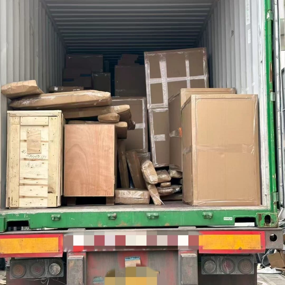 Classic Shaker U-Style Timber Matt Finish Kitchen Cabinets-Loading and Shipping